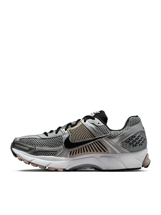 Nike Zoom Vomero 5 Sneakers Gray