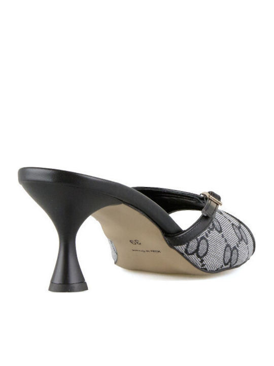Mules with Heel in Black Color