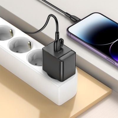 Borofone Φορτιστής Χωρίς Καλώδιο με Θύρα USB-C 30W Power Delivery Μαύρος (BAS15A)