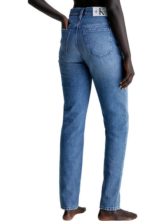 Damenjeans in Mom-Passform