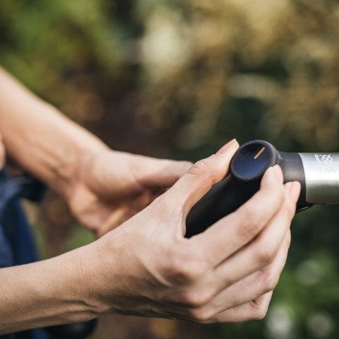 1067194 Spraying Gun