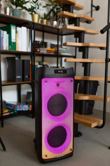 Blaupunkt Караоке Система с Безжичен Микрофон и Светлинни Ефекти PB08DB Червена