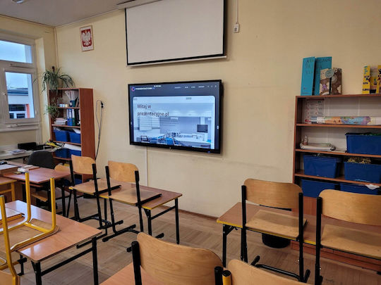 Avtek Οθόνη Προβολής Projector Τοίχου με Λόγο Εικόνας 16:9 / 65"
