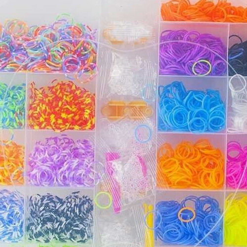 Set de realizare a brățărilor elastice formă de măr 4400 piese multicolor Gh-4400