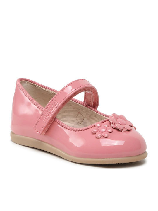 Παιδικές Μπαλαρίνες mit Bügel- und Schleifenverschluss Lackleder Rosa