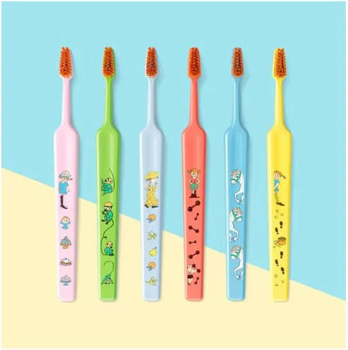 TePe Pippi Детска Четка За Зъби За 3+ Години Многоцветна