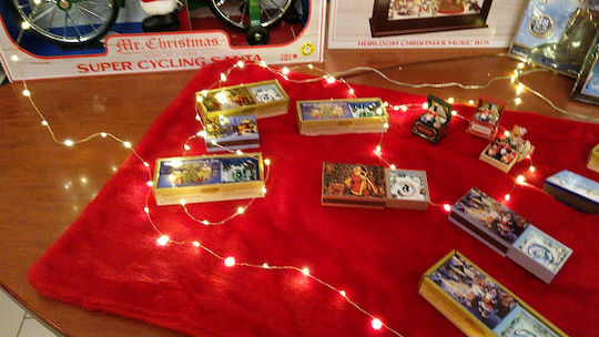 Mr.christmas Magic Musical Santa Claus Sleigh & Elf