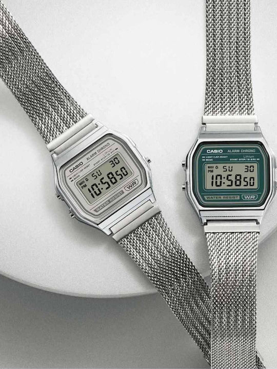 Casio Digital Men's Watch Chronograph Battery with Silver Metal Bracelet
