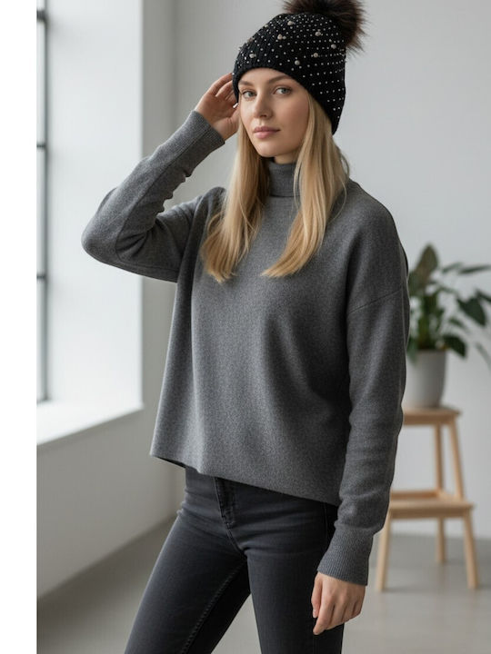 Pom Pom Beanie Beanie Knitted in Black color