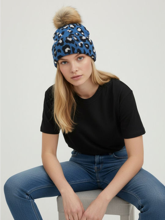 Pom Pom Beanie Beanie Knitted in Blue color