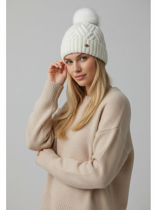 Pom Pom Beanie Beanie Knitted in Ecru color
