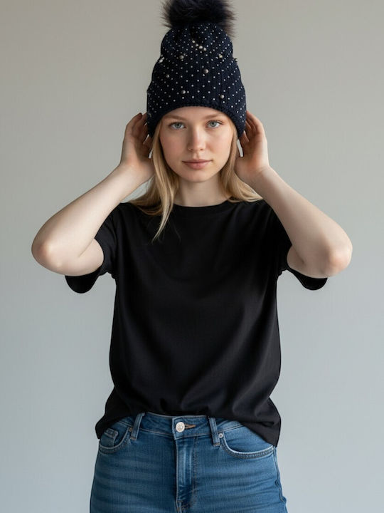 Pom Pom Beanie Beanie Knitted in Black color