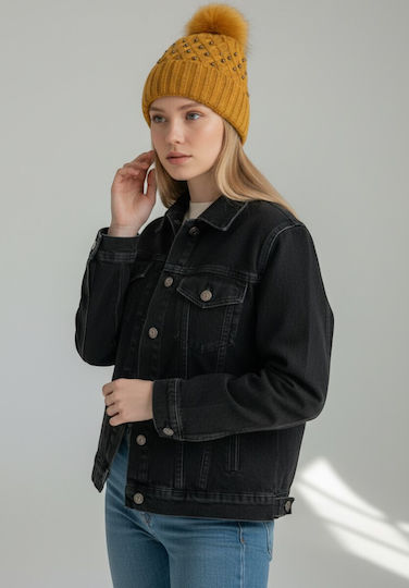 Pom Pom Beanie Beanie Knitted in Yellow color
