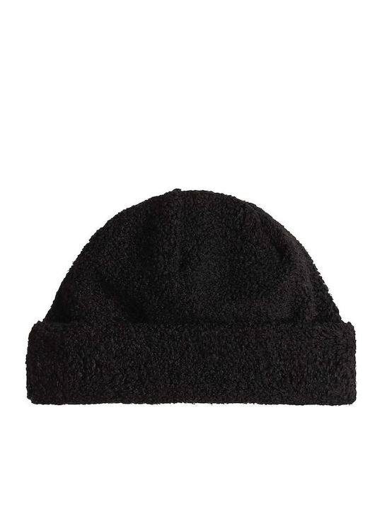 Valwood Beanie Fleece Beanie Knitted in Black color
