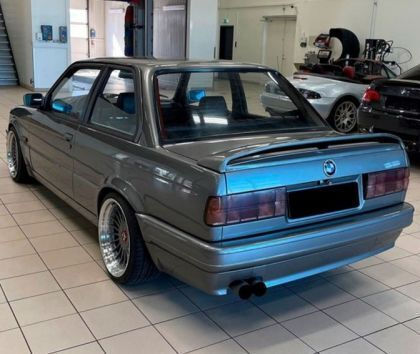 Задни Светлини БМВ E30 1983-1987 Черни Хром Комплект 2 Бройки Oem