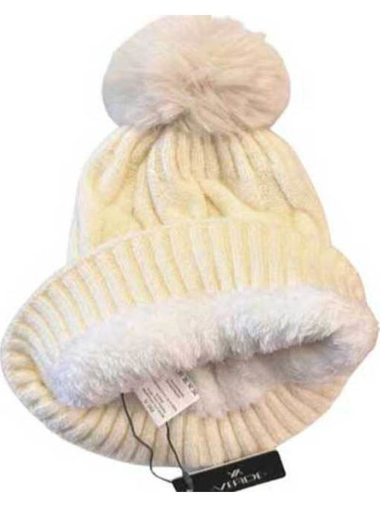 Frauen Set mit Beanie Gestrickt in Braun Farbe