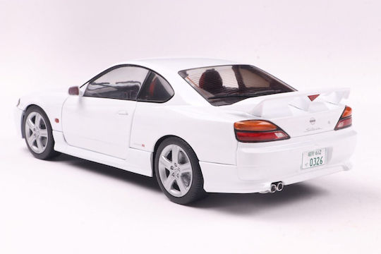 Machetă Mașină Nissan Silvia S15 Specr Aero Aspen Alb 1999 Scara 1:18 Solido