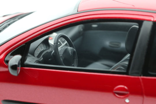 Моделна Фигура Автомобил Peugeot 206 S16 1:18 Otto Models Ot1039