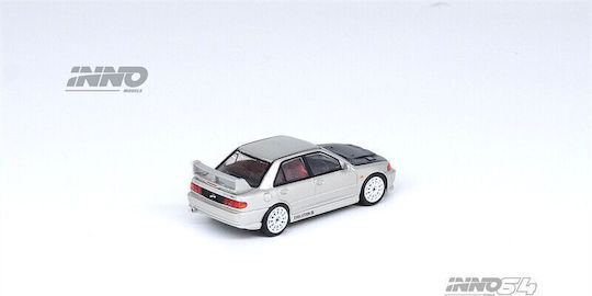 Моделна Фигура Автомобил Mitsubishi Lancer Evolution III Сребрист 1:64 Inno64
