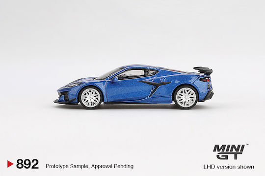 Machetă Mașină Chevrolet Corvette C8 Z06 2023 Elkhart Lake Albastru Metalizat 2023 Scara 1:64 Mini GT MGT00892LHD