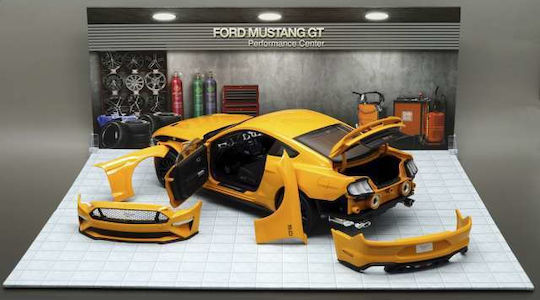 Machetă Mașină Ford Mustang GT 5.0 Scara 1:18 Diecast Masters