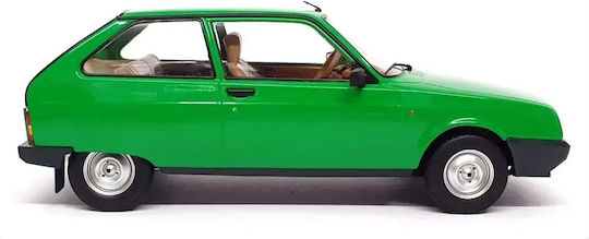 Макет Автомобил Oltcit Club Зелен 19901:18 Triple9