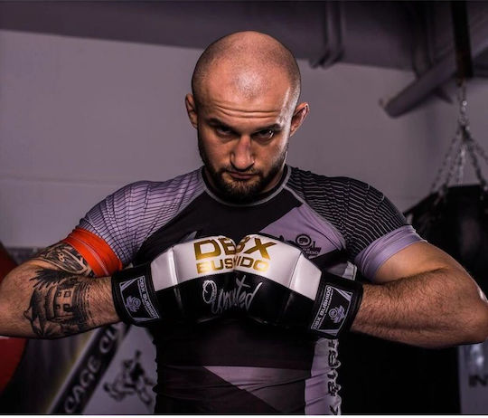 DBX Bushido Боксови Ръкавици от Синтетична Кожа за Състезание Сив