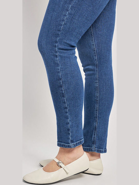 Blugi de damă cu croială skinny