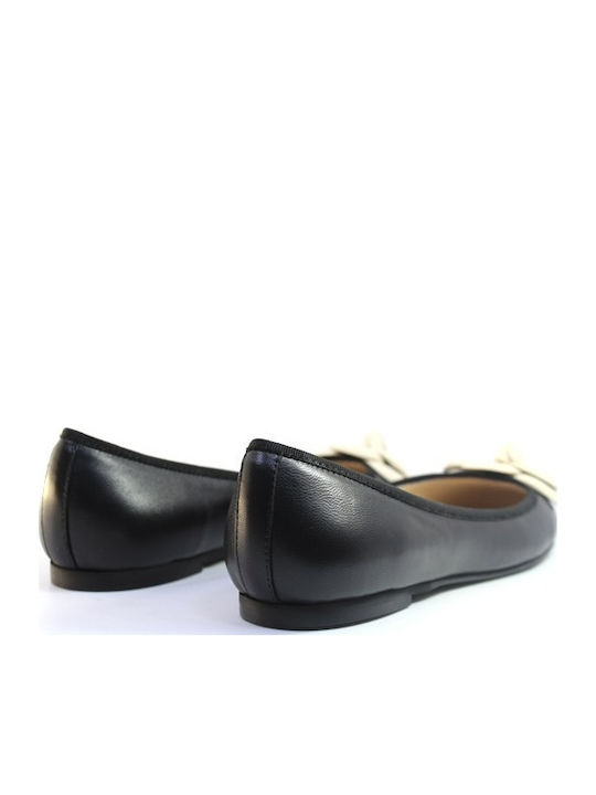 Lederne Damen Ballerinas in Schwarz Farbe