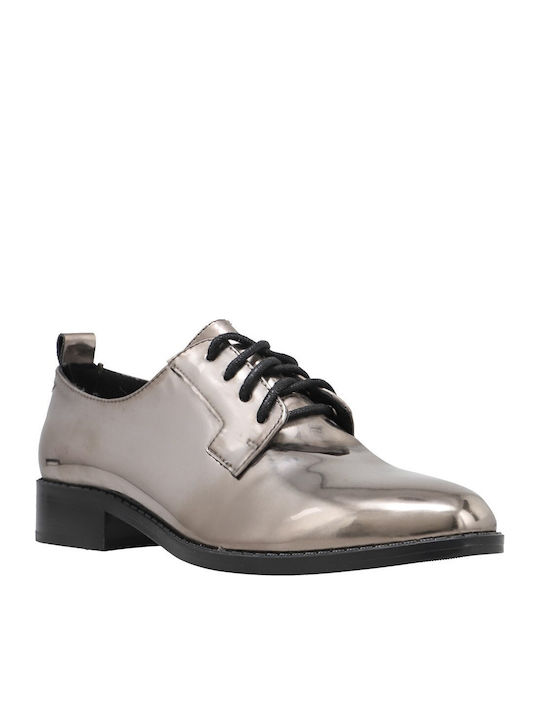Nine West