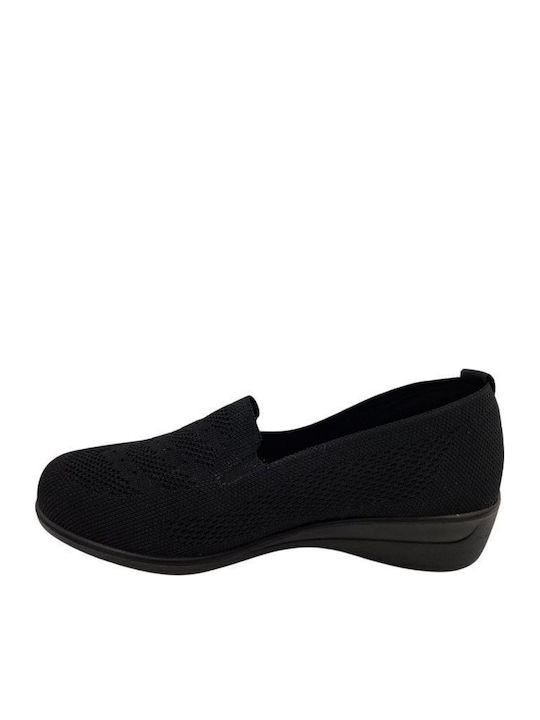 Women's Moccasins in Black Color