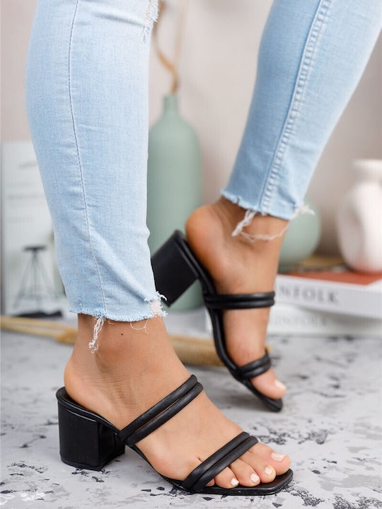 Mules mit Absatz in Schwarz Farbe
