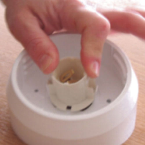 701 Clic-clak Non-breakable Round B22 Light Socket Pack of 12 Pieces