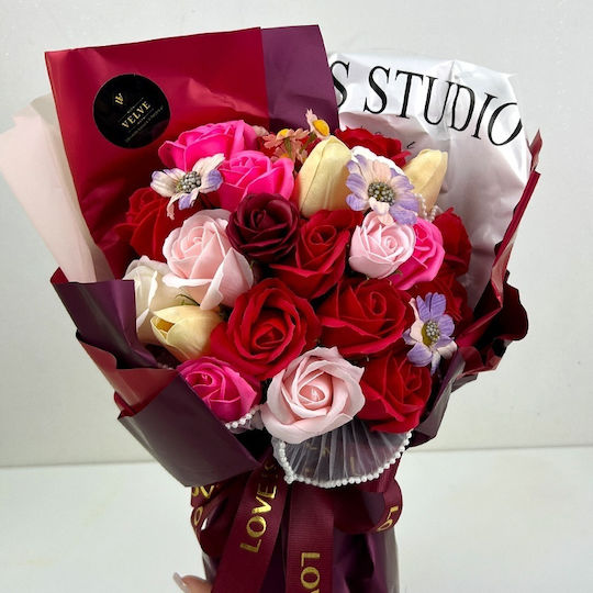 Buchet Floral Etern Artisan Flori Săpun Trandafiri Lalele Roșii Buchet Floral Etern Artisan Flori Săpun Trandafiri Lalele Roșii