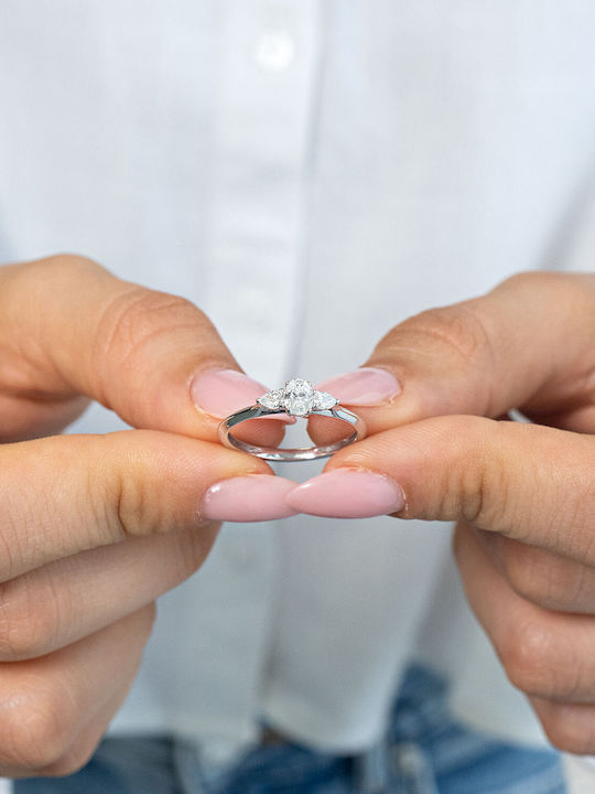Diamond Group Single Stone with Diamond