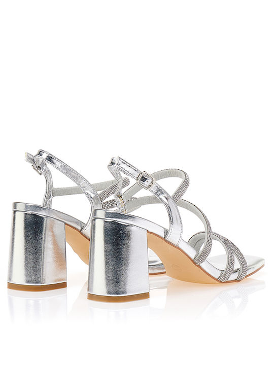 Sandalen aus Lackleder mit Strass Silber