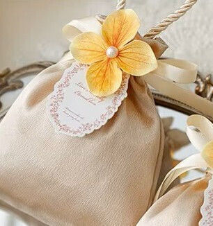 By Queen Love Beautiful Essentialism Satin Gift Pouch