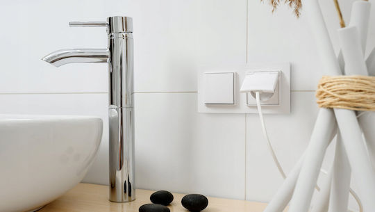 Karlik Mini 60mr-1 Универсален Превключвател Едно Позиционен Квадратен Пластмасов Таупе