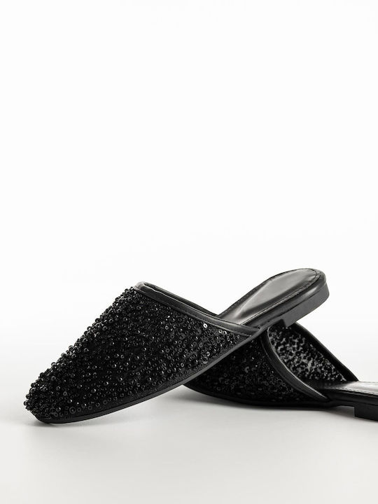 Flat Mules in Black Color