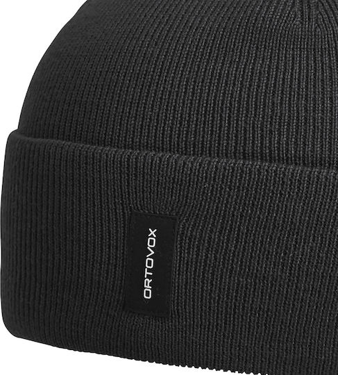 Beanie Unisex Beanie mit Rippstrick in Schwarz Farbe