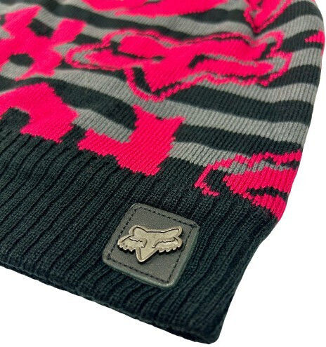 Beanie Beanie Knitted in Black color