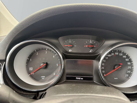 Opel Астра 1.5л Дизел Елеганс '21