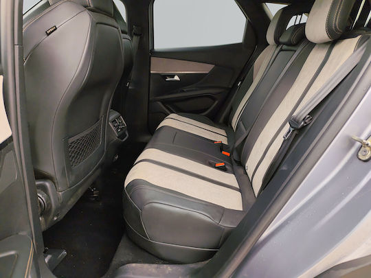 Peugeot 3008 Hybrid4 300 e-EAT8 GT PHEV (Plug-In) '21