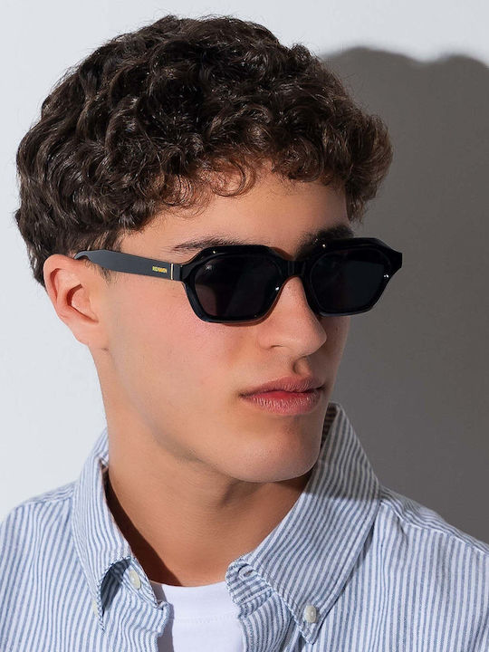 Red Raven Paul Unisex Sunglasses with Black Frame and Black Lens