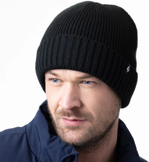 Beanie Beanie Knitted in Black color