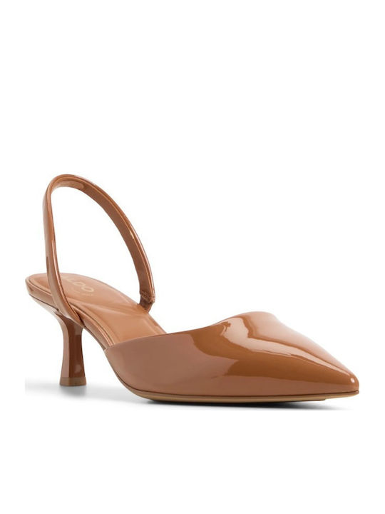 Pointed Toe Heels in Patent Leather with Strap & High Brown Heel