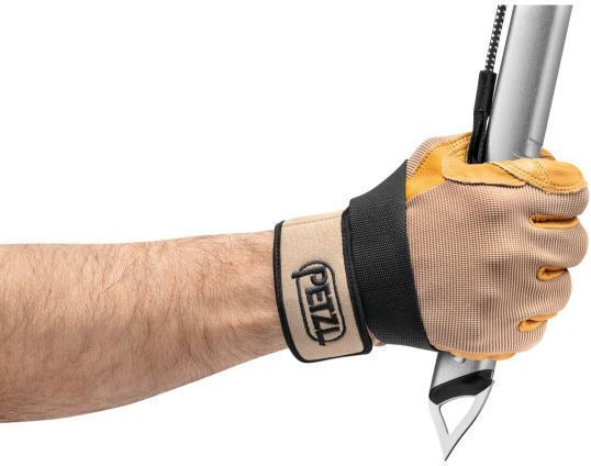 Petzl Axe Glacier Ice Axe U026AA02