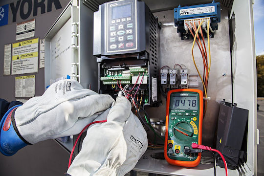 Extech EX350 Digital Multimeter True RMS with AC Measurement