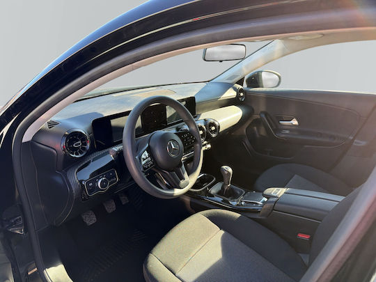 Mercedes-Benz A Class A 160 '21