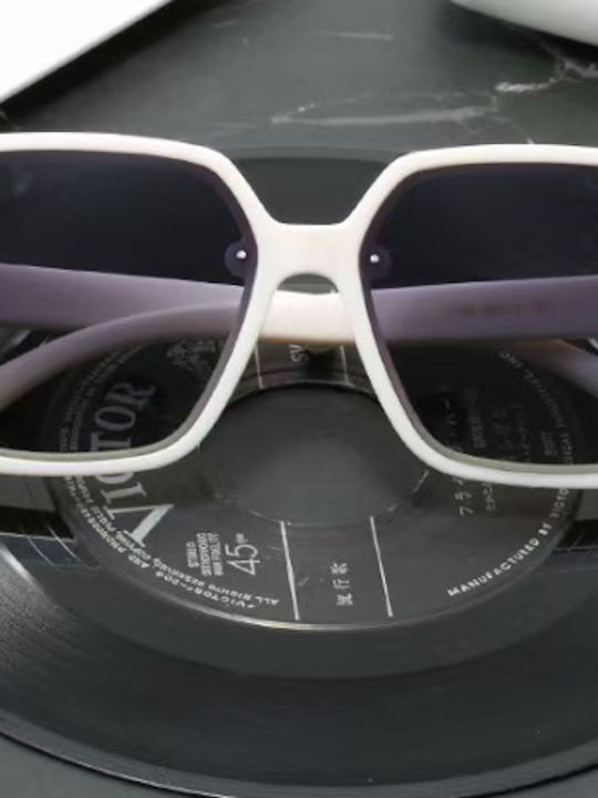 King Unisex Sunglasses with White Frame and Gray Polarized Lens SUNKI345-SN025